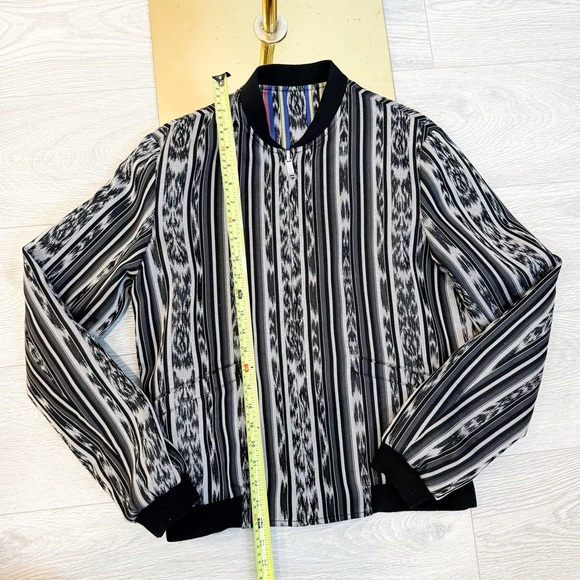 BNWOT Rare Saint Laurent Reversible Printed Jacket Size Small JU0014 - Picture 15 of 16